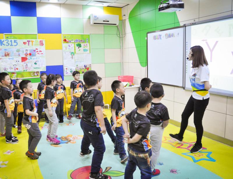 南宁天童美语，为孩子插上放飞的翅膀