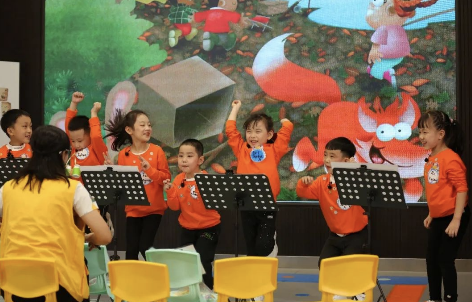 天童教育：孩子赖床，如何正确的叫孩子起床