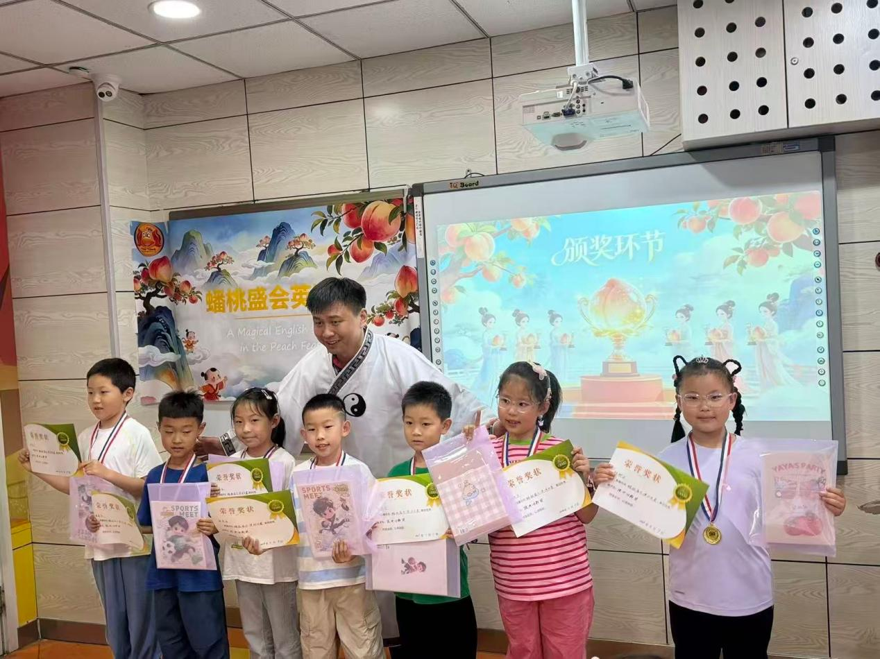 孩子学英语没兴趣?南宁天童教育教你怎么点燃第一把火(图1) 孩子学英语没兴趣?南宁天童教育教你怎么点燃第一把火(图1)